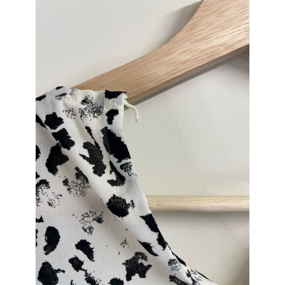 Halogen Women's 1X Cap Sleeve Blouse Black White Animal Print Casual - Picture 3 of 5